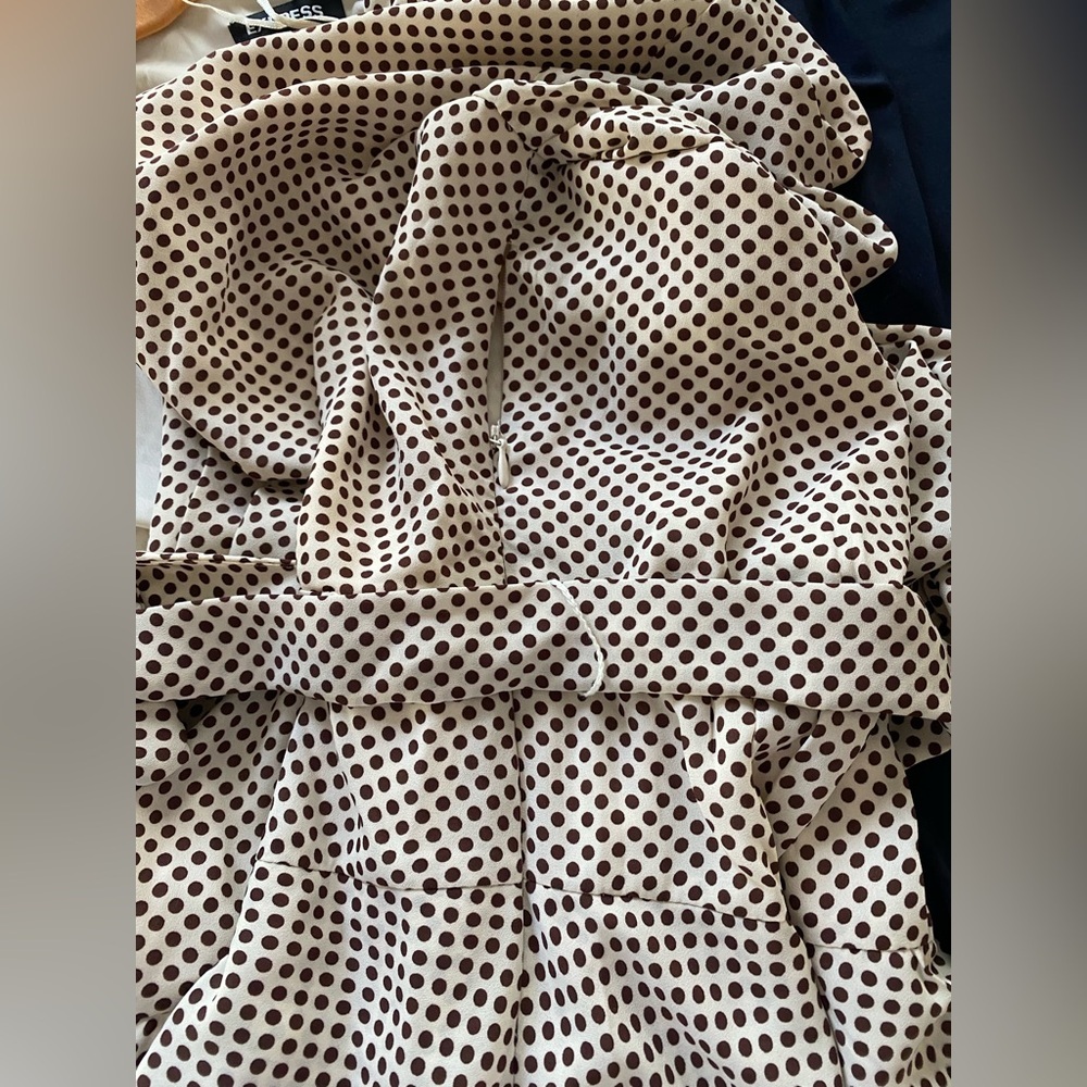 Express NWT Polka Dot Faux Wrap Dress with Tie Waist - Picture 7 of 7